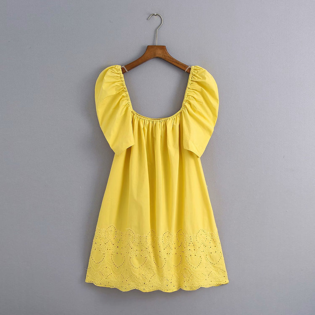 2020 Summer New Hollow Embroided yellow Dress z